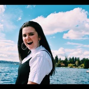 Meet your Posher, Kenzie